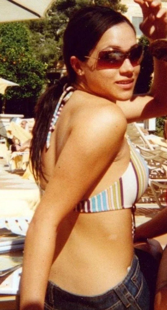 Biracial beauty Meghan Markle-god save the queen... from our cocks #e1j5n8Yn